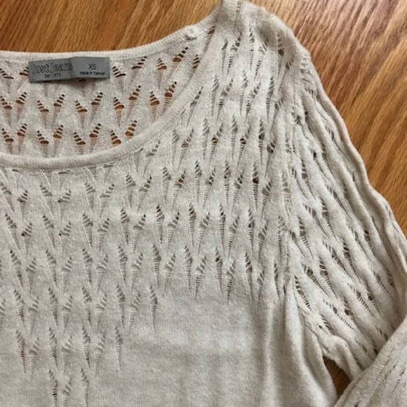 Cream sweater 3/4 sleeves - Picture 2 of 6